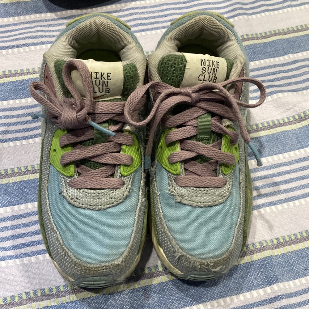 Nike Air Max 90 SE1 (PS) DQ4017-400 Size 1 Youth Blue Wolf Grey Lilac Green